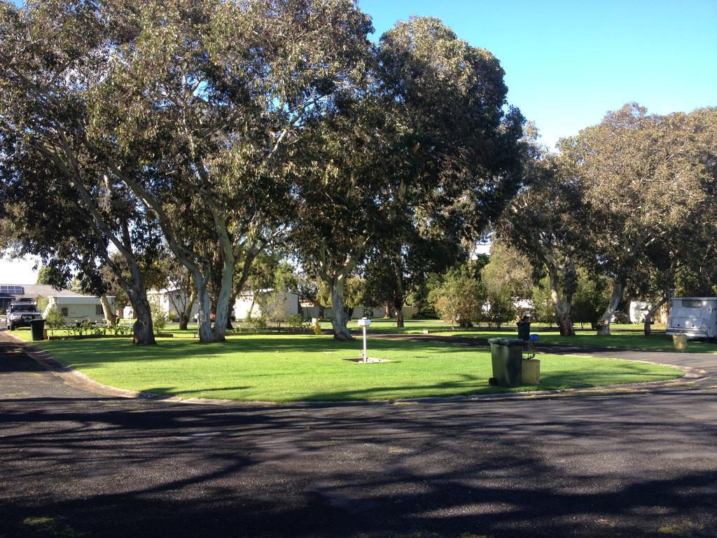 Hotel Millicent Lakeside Caravan Park Exterior foto